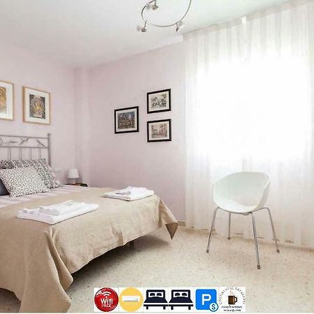 סביליה Apartamento Jardin De Santa Paula מראה חיצוני תמונה